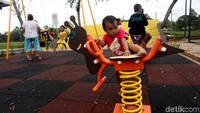 RPTRA Taman Pedongkelan semakin menambah jumlah ruang terbuka hijau di Jakarta.