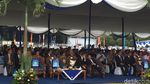 Foto: Panglima TNI Marsekal Hadi Naik Jip di Sertijab KSAU