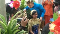 Sehari sebelumnya, Ardina Rasti sudah menggelar prosesi siraman di lokasi yang sama. Foto: Febriyantino Nur Pratama