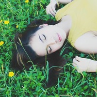 Bagaimana menurutmu dengan penampilan Sinta Keong Racun sekarang?  Foto: Instagram