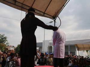 Pertimbangan MS Aceh Ubah Vonis Guru Cabul Jadi Cambuk: Efek Jera-Berhemat