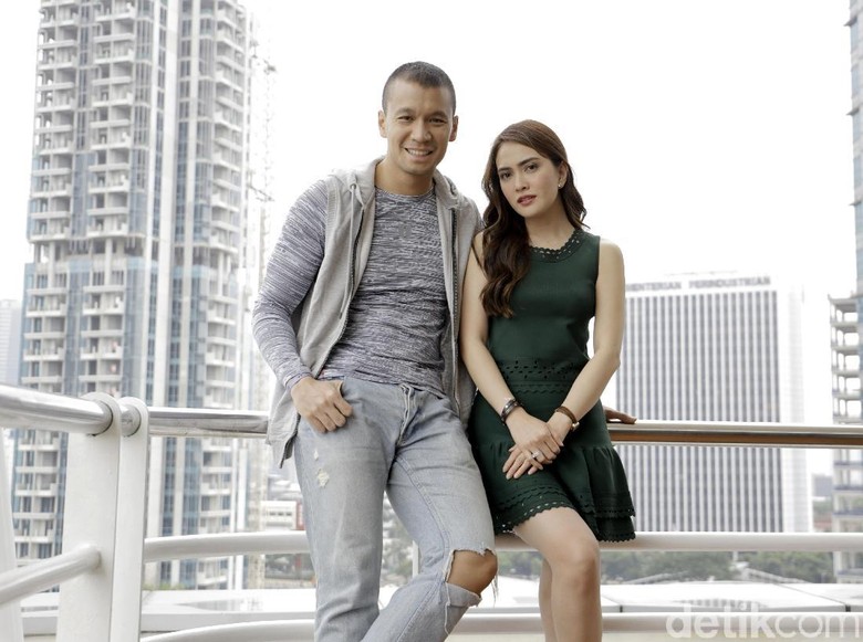 Balikan dengan Samuel Rizal setelah 12 Tahun, Shandy Aulia Tak Kesulitan Balikan dengan Samuel Rizal setelah 12 Tahun, Shandy Aulia Tak Kesulitan
