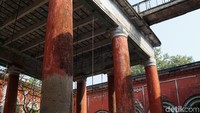 Foto: Rumah tertua Kolkata itu kini ditinggali oleh saudara gubernur Bengal Barat. Hanya ada satu keluarga yang menempati rumah ini (Masaul/detikTravel)