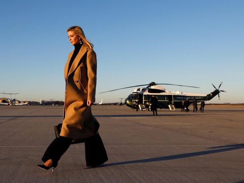 Ivanka Trump akhirnya menutup label busananya demi fokus di karier politik.