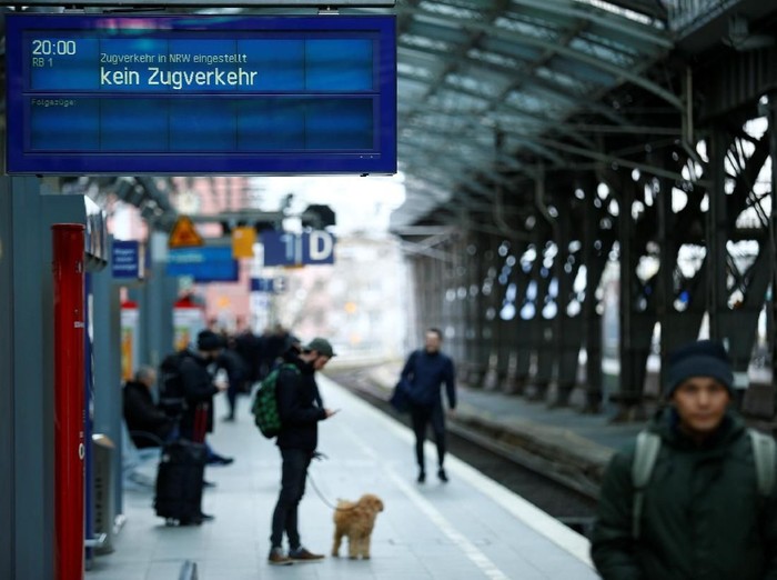 Badai Friederike Tewaskan 9 Orang di Eropa Utara