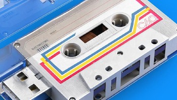 Sangat mirip dengan aslinya. Foto: Andrei Lacatusu