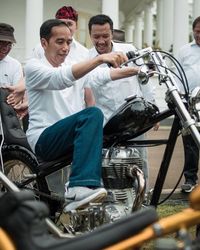 Akankah Jokowi Pakai Motor Chopper Emasnya dalam Kunjungan 