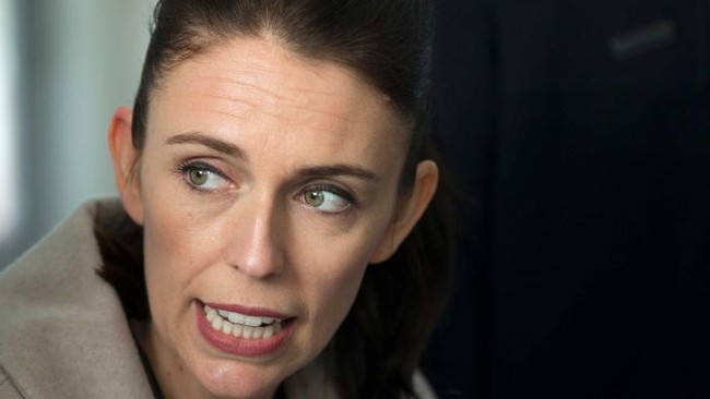 Jacinda Ardern resmi menjabat sebagai perdana menteri New Zealand terhitung sejak 26 Oktober 2017. Ketika itu usianya baru 37 tahun. Lantas, wakil dari Partai Buruh tersebut memecahkan rekor sebagai perdana menteri termuda dalam sejarah New Zealand. (Foto: Reuters)