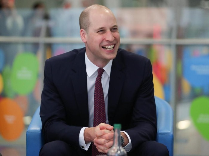 Penampilan Baru Pangeran William dengan Rambut Botak di Tengah