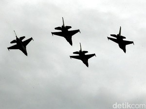 TNI AU Jelaskan soal Suara Kencang di Langit Jakarta Pagi Tadi