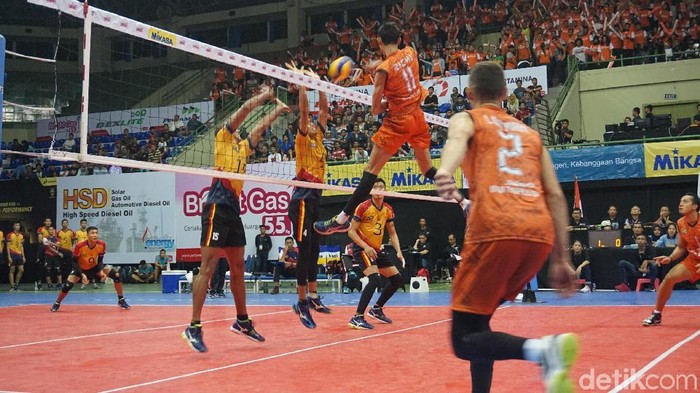 Sengit, Jakarta BNI Taplus Tekuk Surabaya Bhayangkara Samator 3-2