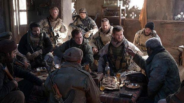 '12 Strong' Misi Dramatis Hadapi Taliban  