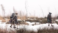 Aksi mendaki yang tidak biasa ini dilakukan oleh Mieszko Polak bersama tiga rekannya. Pemuda Polandia ini memiliki proyek bernama Projekt Viking. (Projekt Viking/Facebook)