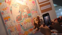  Pameran ini melibatkan sejumlah seniman muda Indonesia dan Internasional serta penduduk lokal Indonesia.