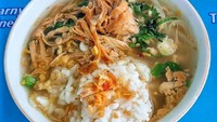 Netizen @velixluckygirl menikmati soto Pak No Purwokerto. Dengan pesanan soto dicampur nasi. Ah, dijamin pasti nambah!Foto: Istimewa