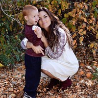 Kemudian, sempat berpisah dengan suaminya, ia pun menikah lagi. Dari suaminya yang kedua Jessica melahirkan lima anak lagi. Ia pun melahirkan anak bungsunya pada 2013. (Foto: Instagram)