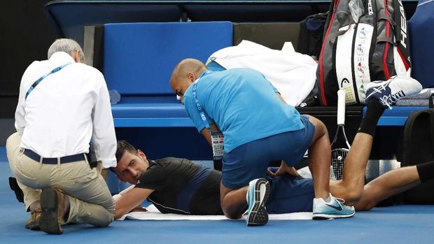 Sempat Cedera, Djokovic Menang dan Tembus Babak Keempat