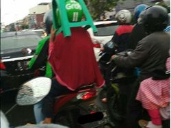 Deretan Kejadian Lucu Para Driver Ojek Online