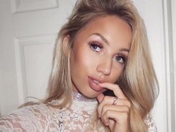 Elle Darby, Selebgram Seksi yang Mau Gratisan di Hotel Mewah