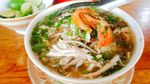 Saat Hujan 8 Netizen Ini Hangatkan Badan dengan Nyoto Ayam yang  Sedap Ini