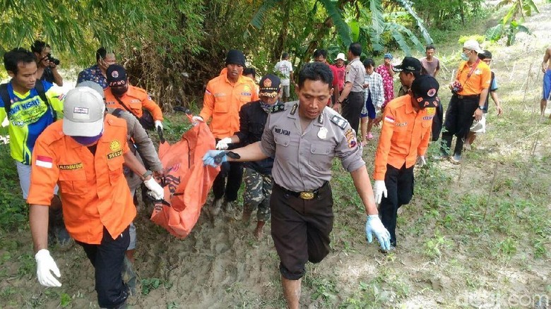 12 Hari Hilang, Warga Grobogan Ditemukan Tewas Mengambang di Sungai 12 Hari Hilang, Warga Grobogan Ditemukan Tewas Mengambang di Sungai