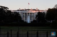 Trump & Demokrat Debat Soal Tembok Batas, AS Terancam Lumpuh