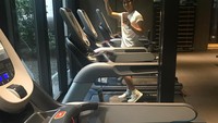 Jimmy Lin pun makin terlihat tampan serta bugar. Dari akun Instagramnya, bapak dari tiga anak ini sering mengunggah fotonya sedang berolahraga. Foto: Instagram/jimmylin
