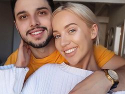 Elle Darby, Selebgram Seksi yang Mau Gratisan di Hotel Mewah