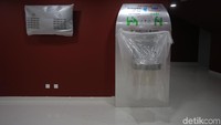 Terdapat konter air yang dapat diminum langsung