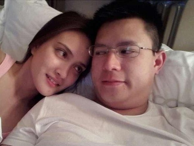 Rajin melakukan perawatan kecantikan dan olahraga, tak mengherankan jika wajah Shandy Aulia begitu flawless saat tanpa makeup menjelang tidur. (Foto: Instagram)