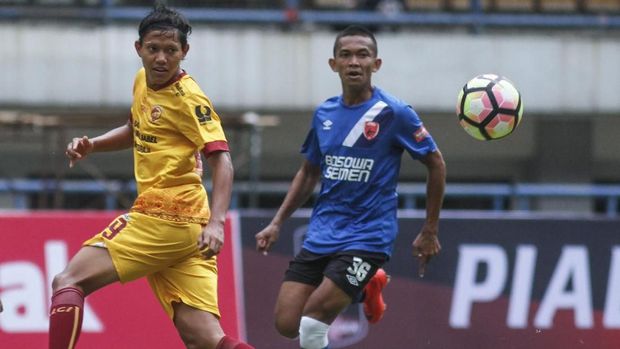 PSM mampu menahan imbang Persib pada babak pertama pertandingan Jumat (26/1).