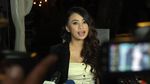 LDR, Angie Virgin Rela Tak Disentuh Suami