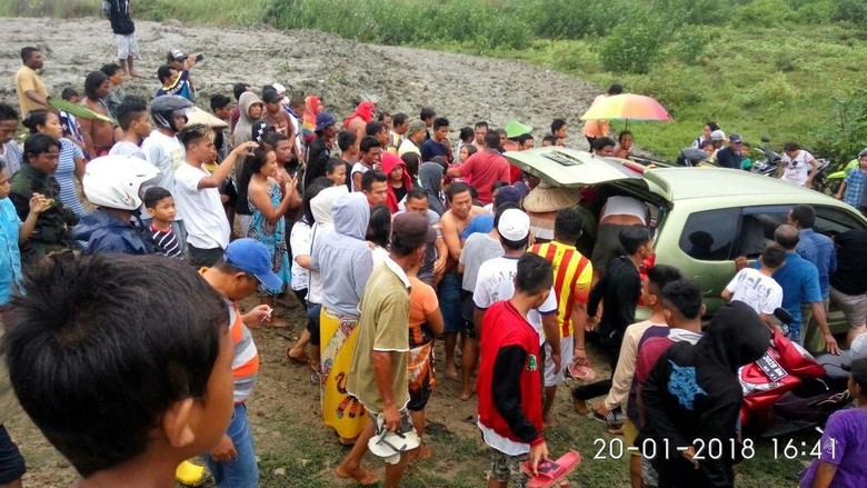 Perahu Terbalik, Pemancing di Gorontalo Tewas Tenggelam Perahu Terbalik, Pemancing di Gorontalo Tewas Tenggelam