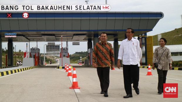 Fahri Hamzah Tuding Proyek Jokowi Hanya Untuk Orang Kaya