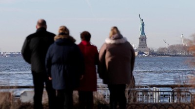 Pemerintah AS Shutdown, Patung Liberty Ikut Tutup