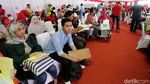 2.000 Warga Antre Bikin Paspor di Monas