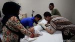 Ketika Anak Kurang Mampu Ikuti Sunat Gratis