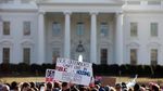 Turun ke Jalan, Perempuan Ramai-ramai Demo Trump di AS