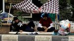 Kondisi Terkini Para Pencari Suaka di Trotoar Kalideres