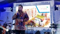 Acara puncak dibuka pukul sekitar pukul 19.30 WIB oleh instrumen musik. Selanjutnya Ronald Cassidy Yusuf, Direktur Marketing Trans Park memberikan presentasi.