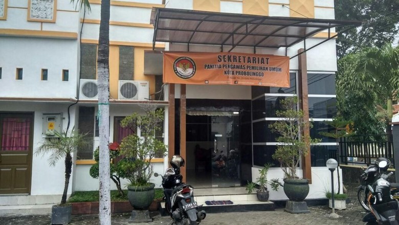 Jaga Netralitas, Kantor Panwaslu Kota Probolinggo Segera Pindah Jaga Netralitas, Kantor Panwaslu Kota Probolinggo Segera Pindah