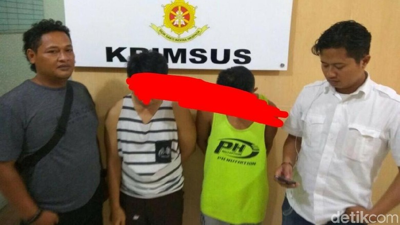 Sebar Video Porno, Pasangan Gay di Depok Ditangkap Polisi Sebar Video Porno, Pasangan Gay di Depok Ditangkap Polisi