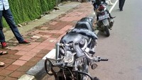 Kasatlantas Polres Jakarta Selatan, AKBP Edy Surasa mengatakan, kecelakaan itu terjadi karena salah satu kendaraan berada terlalu kanan. Sehingga moge dan mobil SUV itu tabrakan. (Foto: Dok. Twitter TMC Polda Metro Jaya)