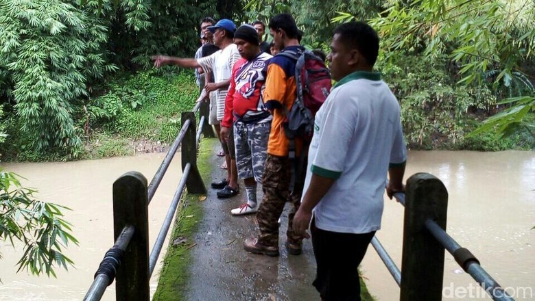 Hilang Sejak Kemarin, Seorang Kakek di Kebumen Diduga Hanyut di Sungai Hilang Sejak Kemarin, Seorang Kakek di Kebumen Diduga Hanyut di Sungai