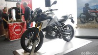 BMW berharap motor ini bisa memuaskan para konsumen motor adventure di Indonesia. Terutama dalam kelas entry level, tetapi masih dalam kualitas serta produk terbaik khas BMW Motorrad, ujar Chief Executive Officer BMW Motorrad Indonesia-Maxindo Motor Joe Frans, di BSD. Foto: Khairul Imam Ghozali