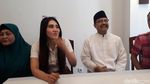Foto: Gus Ipul Diapit Via Vallen-Nella Kharisma