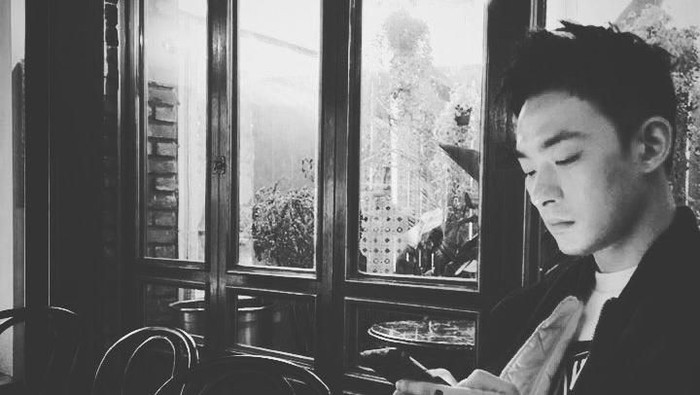 Aktor Jeon Tae Soo meninggal setelah bergulat lama dengan depresi. Ia diketahui sudah rutin menjalankan pengobatan dan terapi untuk mengatasi depresinya. Foto: Jeon Tae Soo/Instagram Aktor Jeon Tae Soo meninggal setelah bergulat lama dengan depresi. Ia diketahui sudah rutin menjalankan pengobatan dan terapi untuk mengatasi depresinya. Foto: Jeon Tae Soo/Instagram