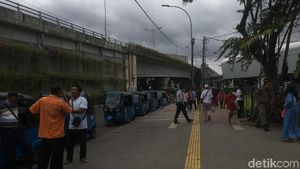 Foto: Sopir Mogok, Begini Sepinya Tanah Abang Tanpa Lalu-Lalang Angkot