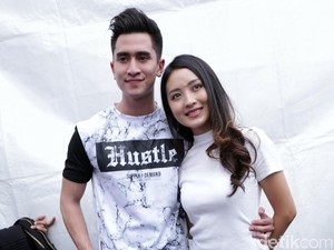Soal Jodoh dan Karier, Ibunda Serahkan pada Natasha Wilona