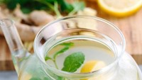 Daun mint yang pedas segar bisa dipadukan dengan lemon yang segar. Melegakan tenggorokan dan bikin tubuh nyaman hangat.Foto: Istimewa